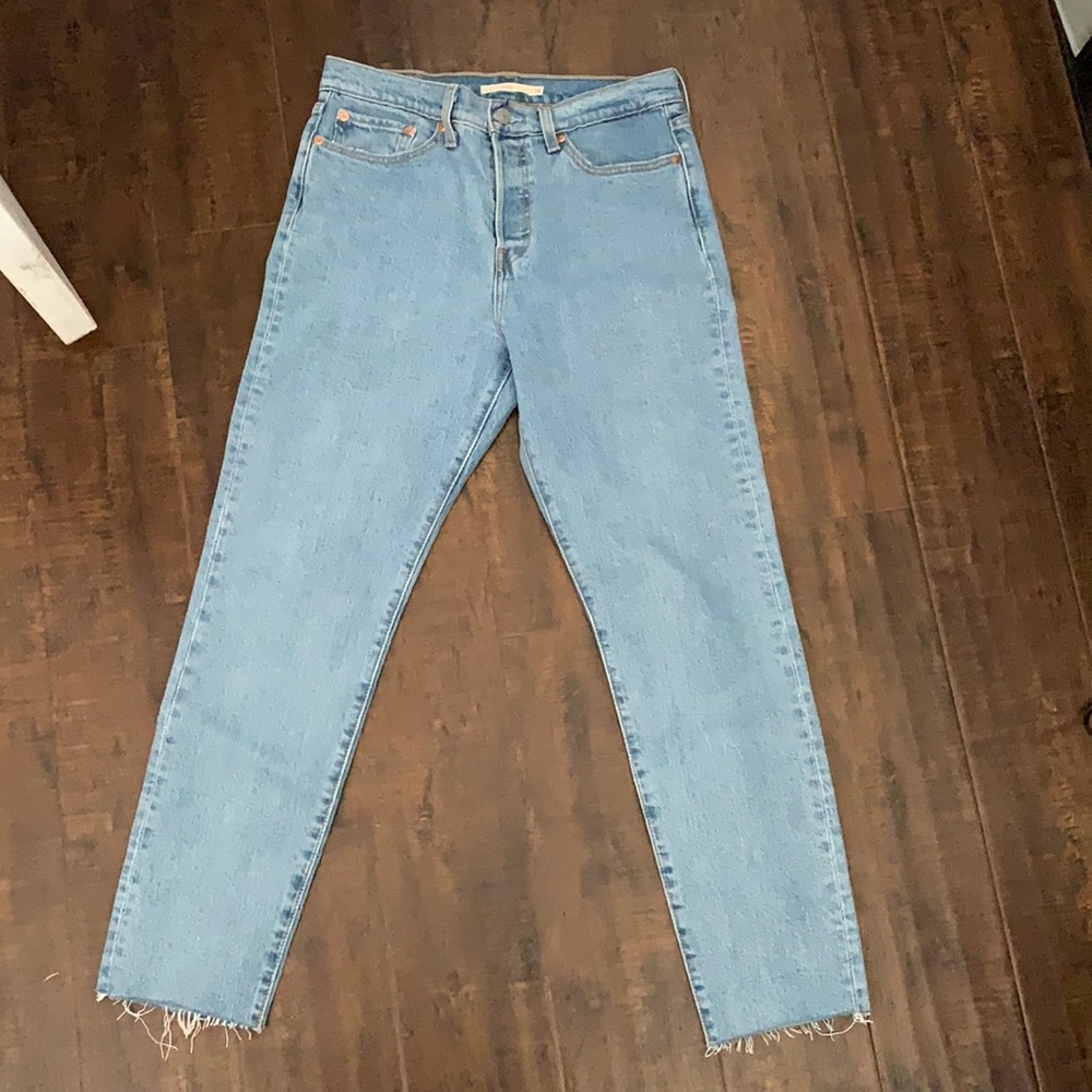 Levi’s wedgie fit jeans